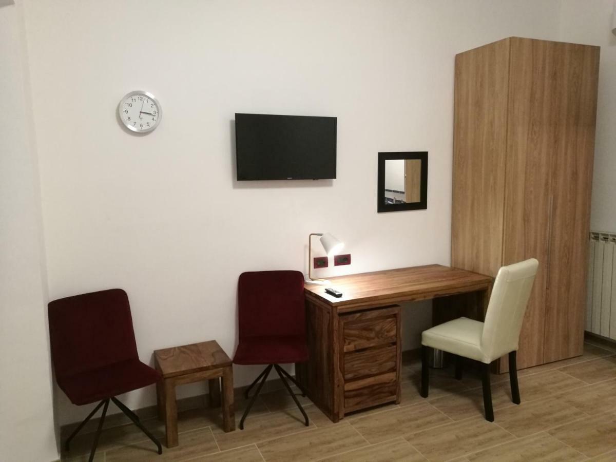 Al Trenino Accomodation Hotel Roma Ngoại thất bức ảnh
