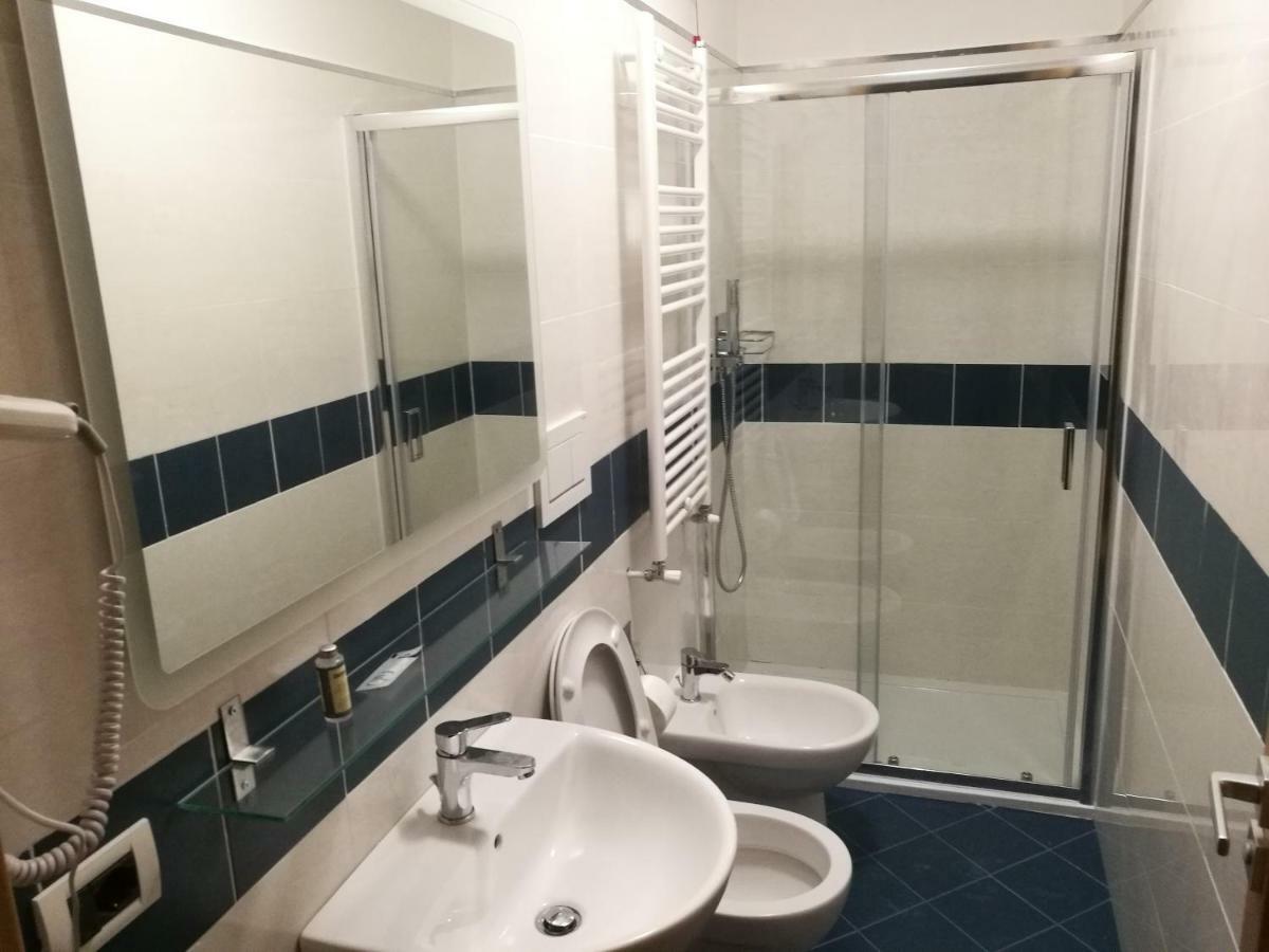 Al Trenino Accomodation Hotel Roma Ngoại thất bức ảnh
