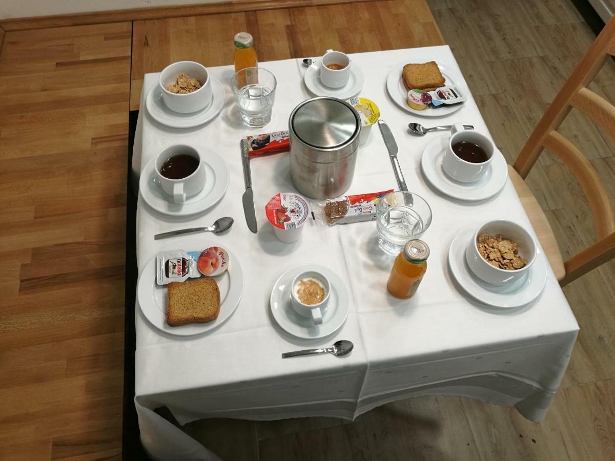 Al Trenino Accomodation Hotel Roma Ngoại thất bức ảnh