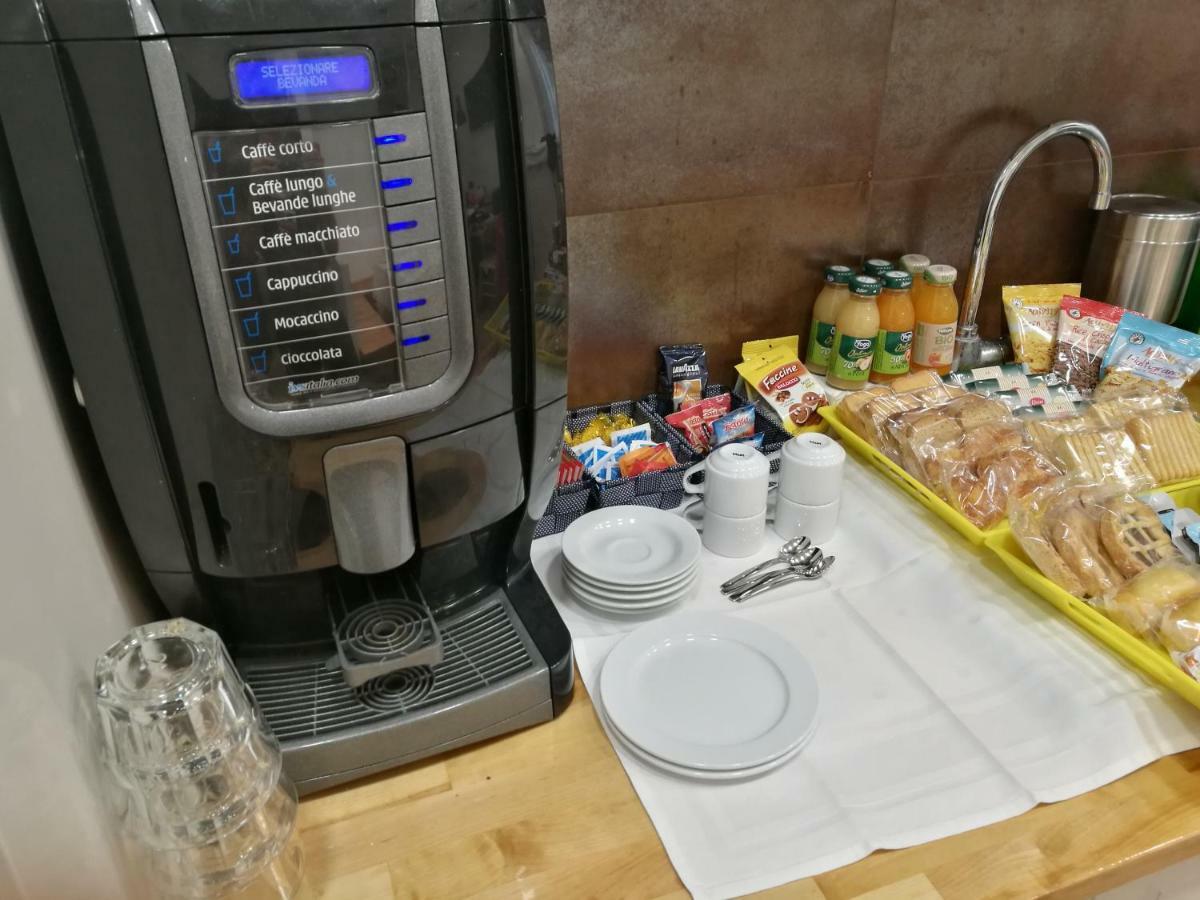 Al Trenino Accomodation Hotel Roma Ngoại thất bức ảnh